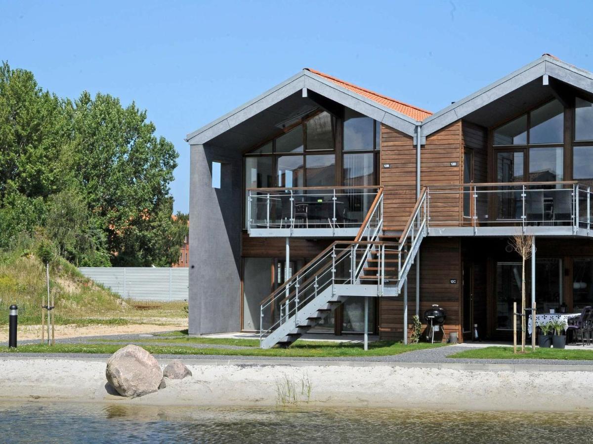 4 Person Holiday Home In 보겐세 외부 사진